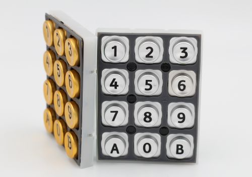 m.series_axess_clavier_eoz